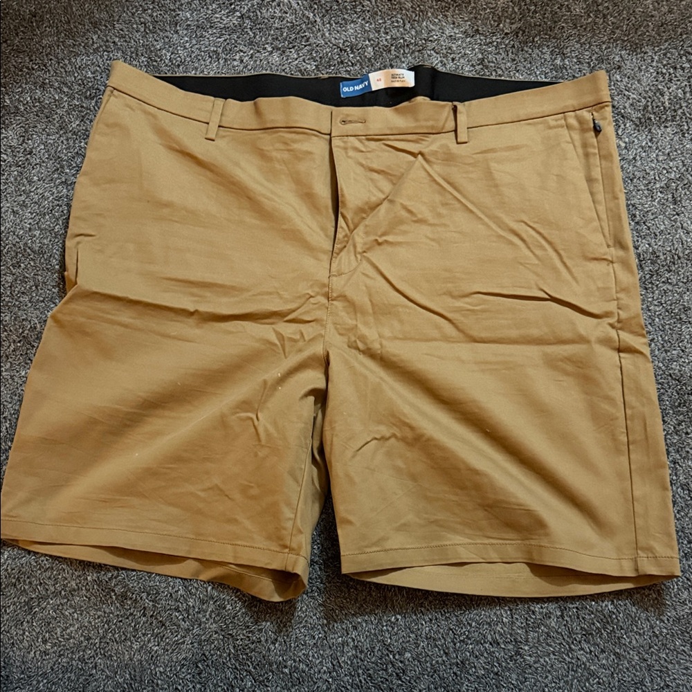 Old Navy Men's Tan Flat Front Shorts